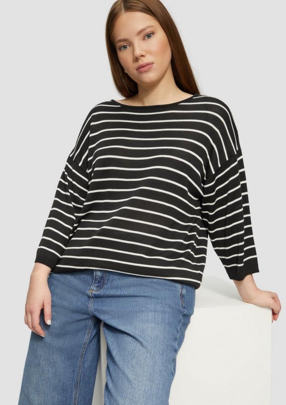 s.Oliver Geringelter Feinstrickpullover mit überschnittener Schulter - schwarz