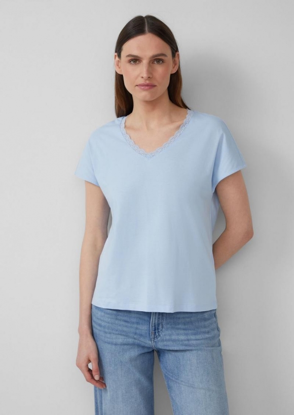 s.Oliver T-Shirt mit Spitze aus Modalmix - hellblau