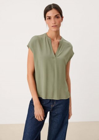 s.Oliver Viskose Shirt im Materialmix - olivgrün