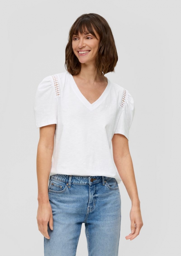 s.Oliver Baumwoll-Shirt mit Spitzenbesatz an der Schulterpartie - weiß