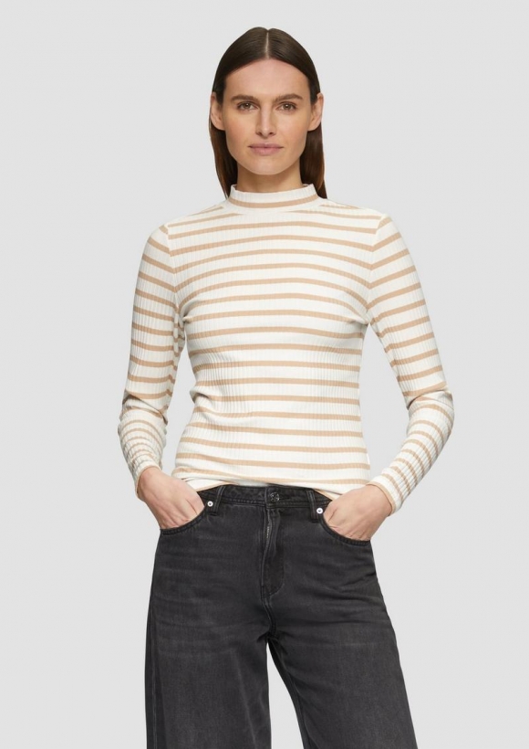 s.Oliver Langarmshirt mit Rippstruktur und Stehkragen - sandstein