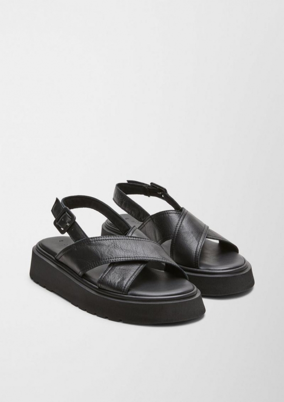 s.Oliver Sandalen aus Echtleder - schwarz