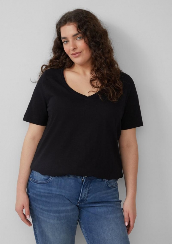 s.Oliver T-Shirt aus Flammgarn mit V-Ausschnitt - schwarz