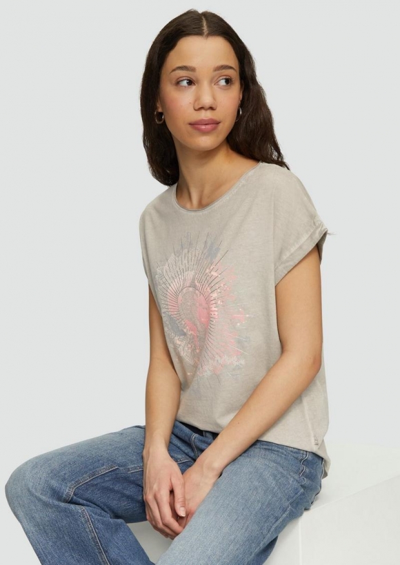 s.Oliver Oversize-Shirt in gewaschener Optik mit Frontprint - taubengrau