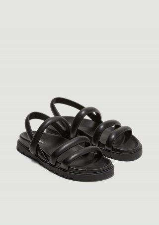 s.Oliver Sandalen in Glattleder-Optik - schwarz