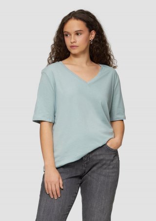 s.Oliver Baumwollshirt mit V-Ausschnitt - salbeigrün