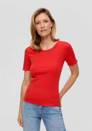 s.Oliver Elastisches T-Shirt im Slim Fit mit Rundhalsausschnitt - rot