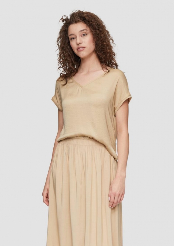 s.Oliver Fabricmix-Shirt im Loose Fit mit V-Ausschnitt - beige