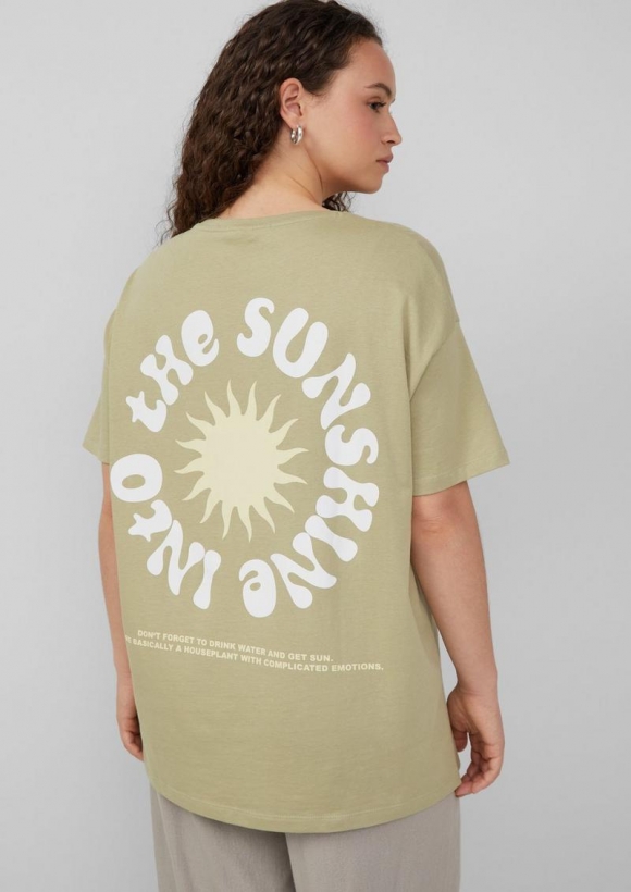 s.Oliver Baumwollshirt mit Rückenprint - salbeigrün