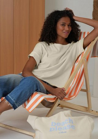 s.Oliver Gewaschenes T-Shirt mit Ziernähten im Relaxed Fit - hellgelb
