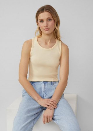 s.Oliver Slim-Fit-Top mit Rippstruktur - vanille