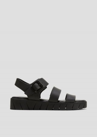 s.Oliver Sandalen aus Kunstleder - schwarz
