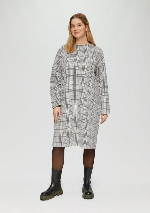 s.Oliver Gemustertes Sweat-Kleid mit Turtleneck - ecru
