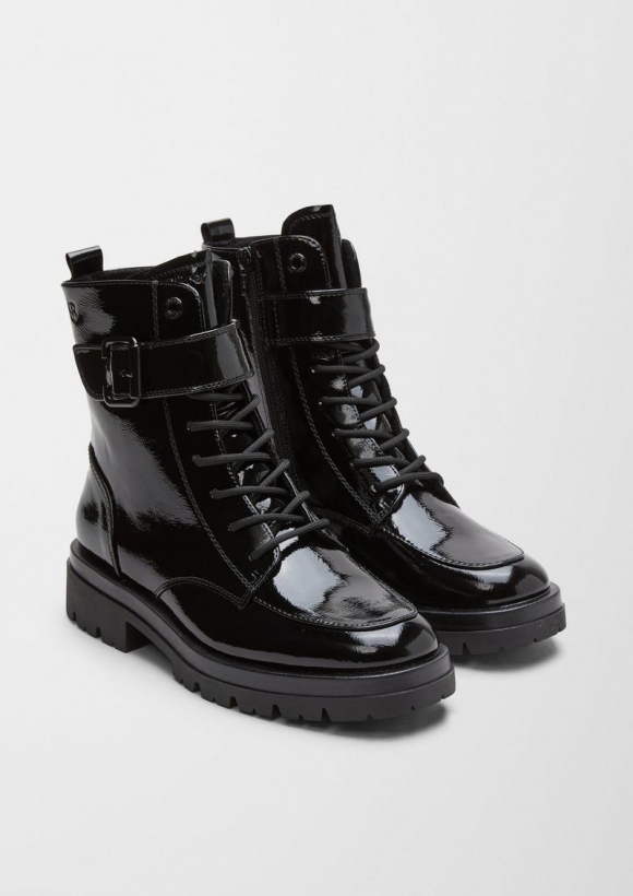s.Oliver Stiefel in Lackleder-Optik - schwarz