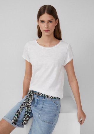 s.Oliver T-Shirt mit Rollkanten und Flammgarnstruktur - weiß