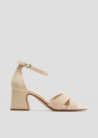s.Oliver Sandalen mit Blockabsatz - beige