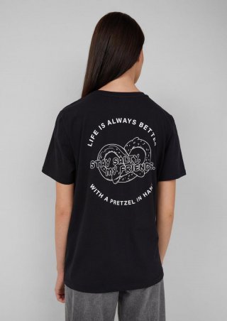 s.Oliver Baumwollshirt mit Front- und Backprint | Volksfest - schwarz