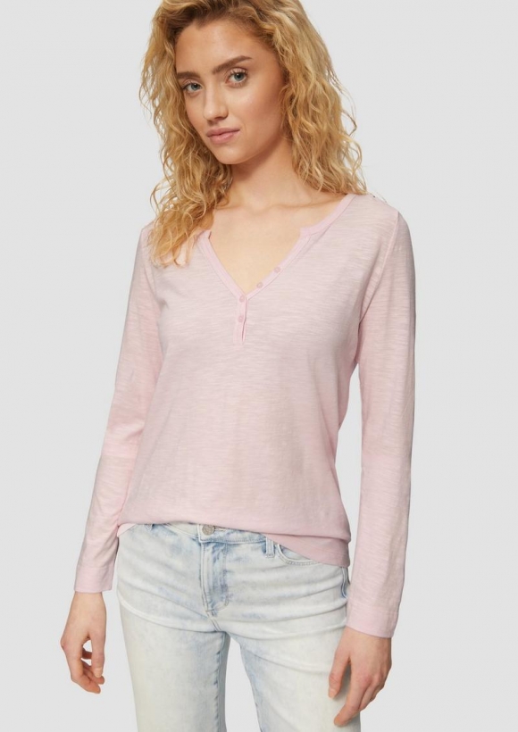 s.Oliver Langarmshirt mit Henley-Ausschnitt und Flammgarnstruktur - zartrosa