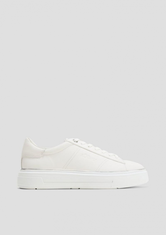s.Oliver Cleane Sneaker mit Wildleder - weiß