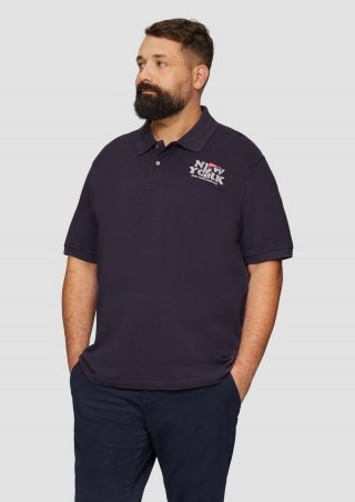 s.Oliver Poloshirt aus Baumwollpiqué mit Peanuts®-Motiv - aubergine