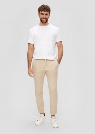 s.Oliver Chino aus Baumwollstretch - sandstein