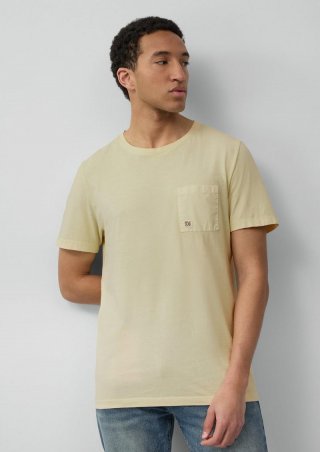 s.Oliver T-Shirt mit Brusttasche und Garment Dye - hellgelb