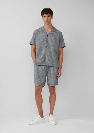 s.Oliver Detroit: Strukturierte Baumwoll-Shorts im Relaxed Fit - tiefblau