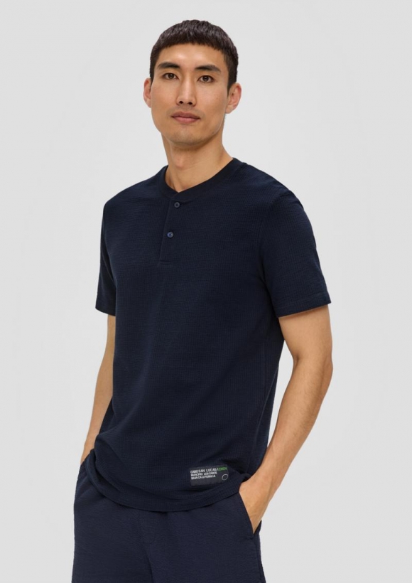 s.Oliver T-Shirt mit Henley-Ausschnitt und Applikation - navy