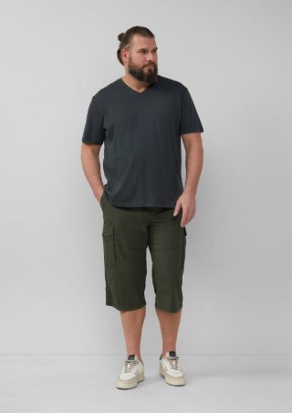s.Oliver File: Strukturierte Bermuda im Relaxed Fit in 3/4-Länge - olivgrün