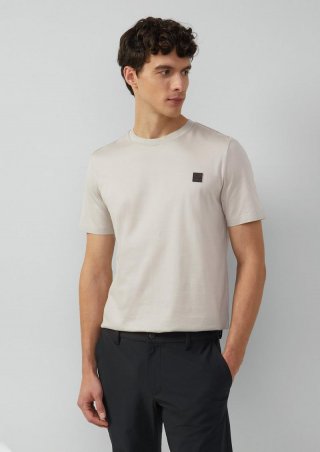 s.Oliver T-Shirt aus merzerisierter Baumwolle mit Logo-Detail - helles beige