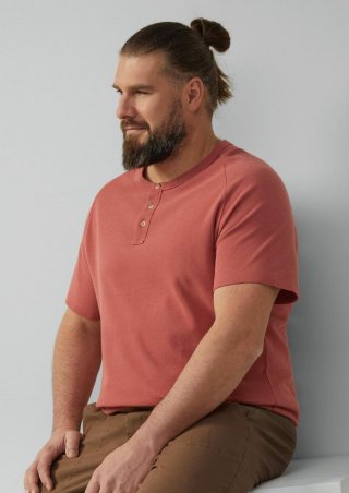 s.Oliver T-Shirt aus Waffel-Jersey mit Henleyausschnitt - himbeere