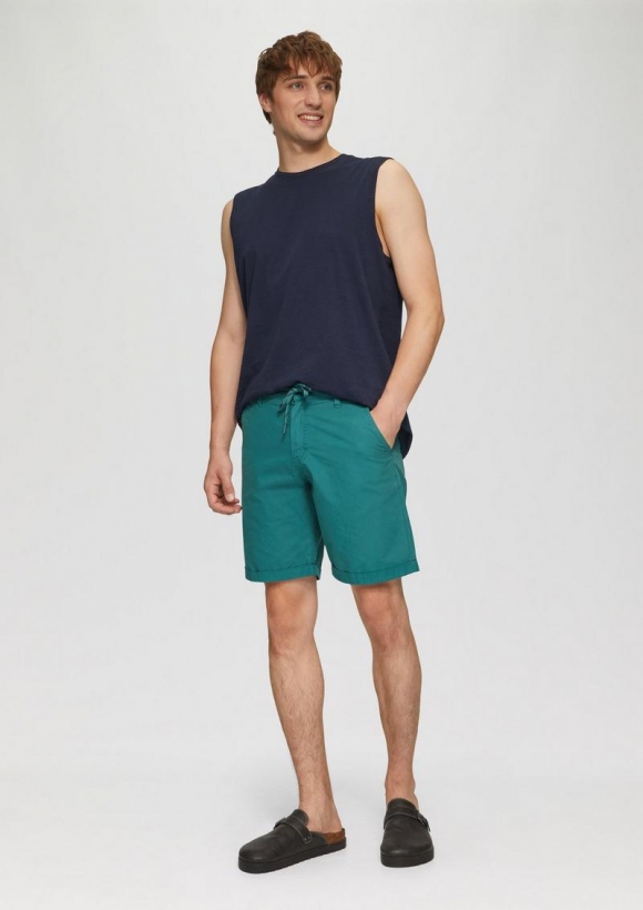 s.Oliver Chino-Shorts aus Baumwolle mit fixiertem Umschlag - petrol