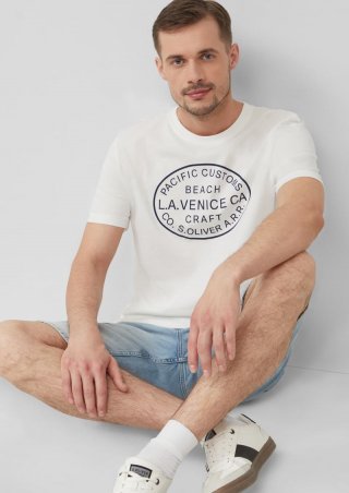 s.Oliver T-Shirt mit Crew Neck und Frontprint - weiß