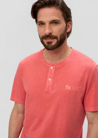 s.Oliver T-Shirt mit Garment Dye und Henley-Ausschnitt - koralle