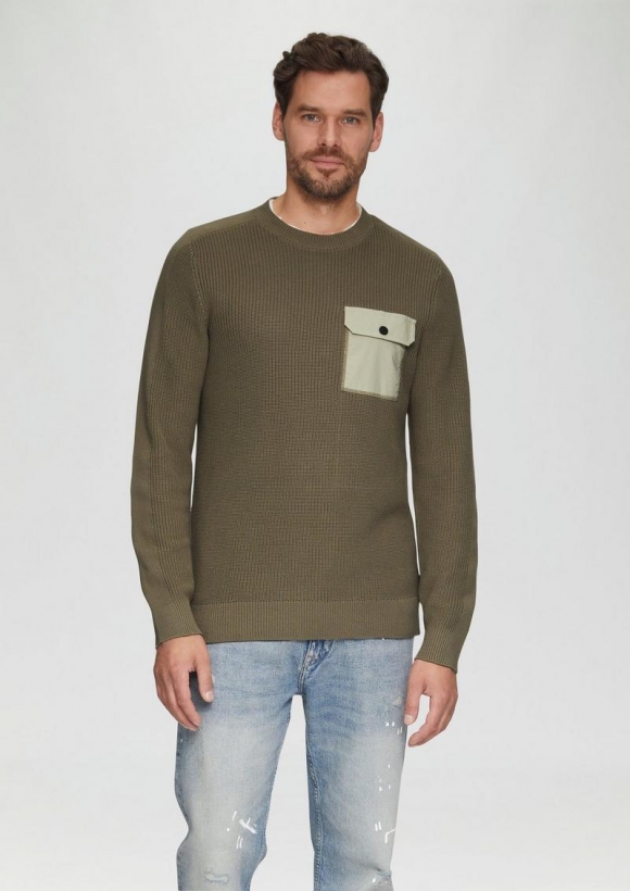 s.Oliver Strickpullover mit gewebter Brusttasche - olivgrün