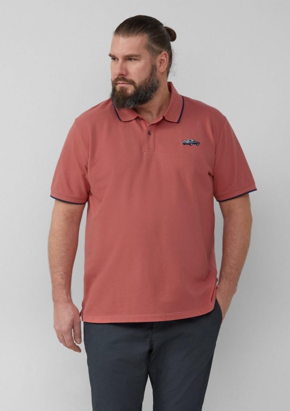s.Oliver Poloshirt aus Piqué mit Stickerei und Ford®-Artwork - himbeere