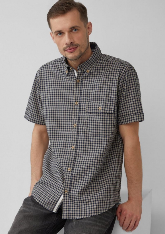 s.Oliver Regular Fit: Kariertes Hemd aus Baumwolle mit Button-Down-Kragen - tiefblau