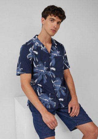 s.Oliver Resort Fit: Kurzarmhemd aus Viskosemix - tiefblau