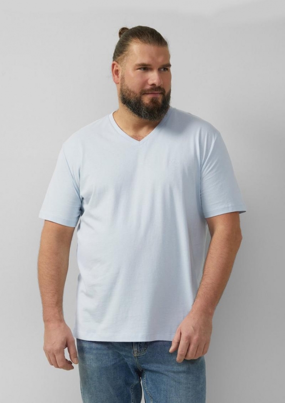 s.Oliver T-Shirt mit V-Ausschnitt - hellblau