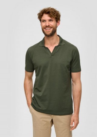 s.Oliver Poloshirt aus Baumwolle mit offenem Kragen - olivgrün