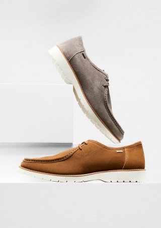 s.Oliver Slipper aus Leder mit Ziernähten - grau