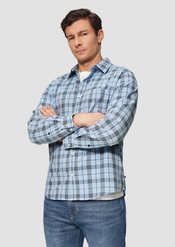 s.Oliver Regular Fit: Kariertes Baumwollhemd aus Seersucker - himmelblau