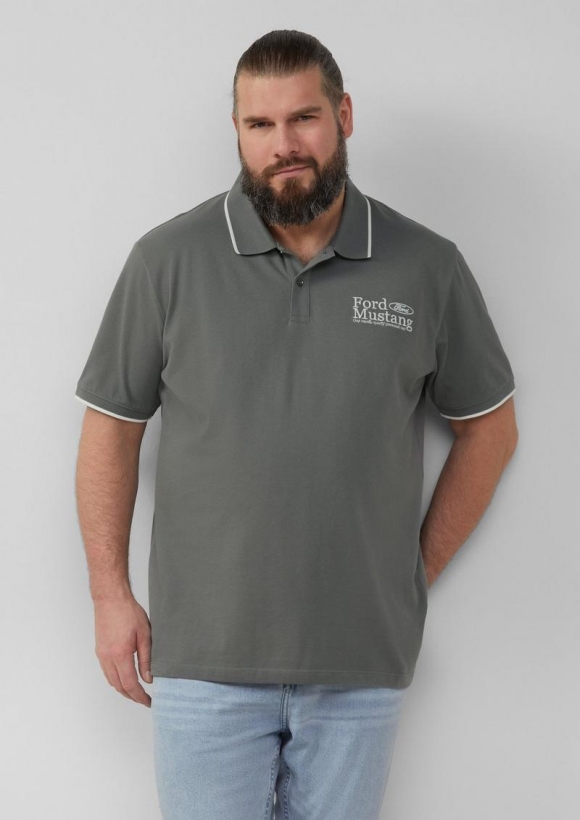 s.Oliver Poloshirt aus Piqué mit Stickerei und Ford®-Artwork - grau