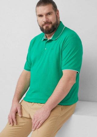 s.Oliver Sportives Piqué-Poloshirt mit Kontrast-Details - grün