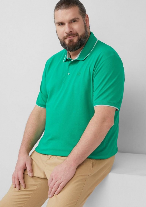 s.Oliver Sportives Piqué-Poloshirt mit Kontrast-Details - grün