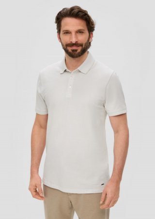 s.Oliver Poloshirt im Slim Fit mit Piquéstruktur - weiß