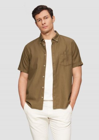 s.Oliver Regular Fit: Kurzarm-Hemd aus Lyocellmix mit Button-Down-Kragen - sandstein