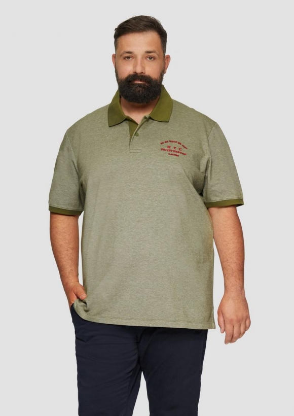 s.Oliver Poloshirt aus Baumwollpiqué mit Kontrast-Details - guacamole