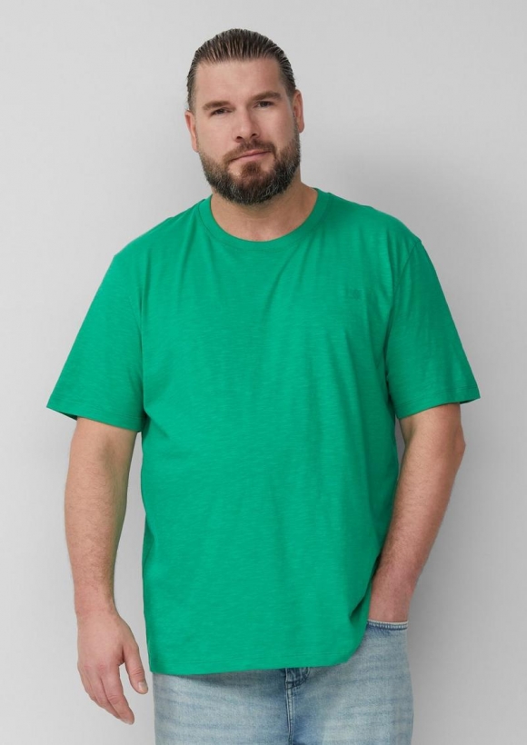 s.Oliver T-Shirt mit Flammgarnstruktur und Logo-Print - grün