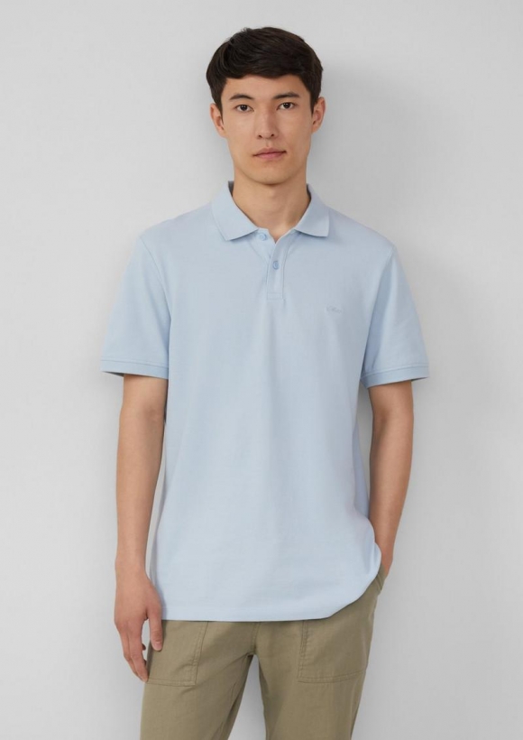 s.Oliver Poloshirt aus Baumwollpiqué - hellblau